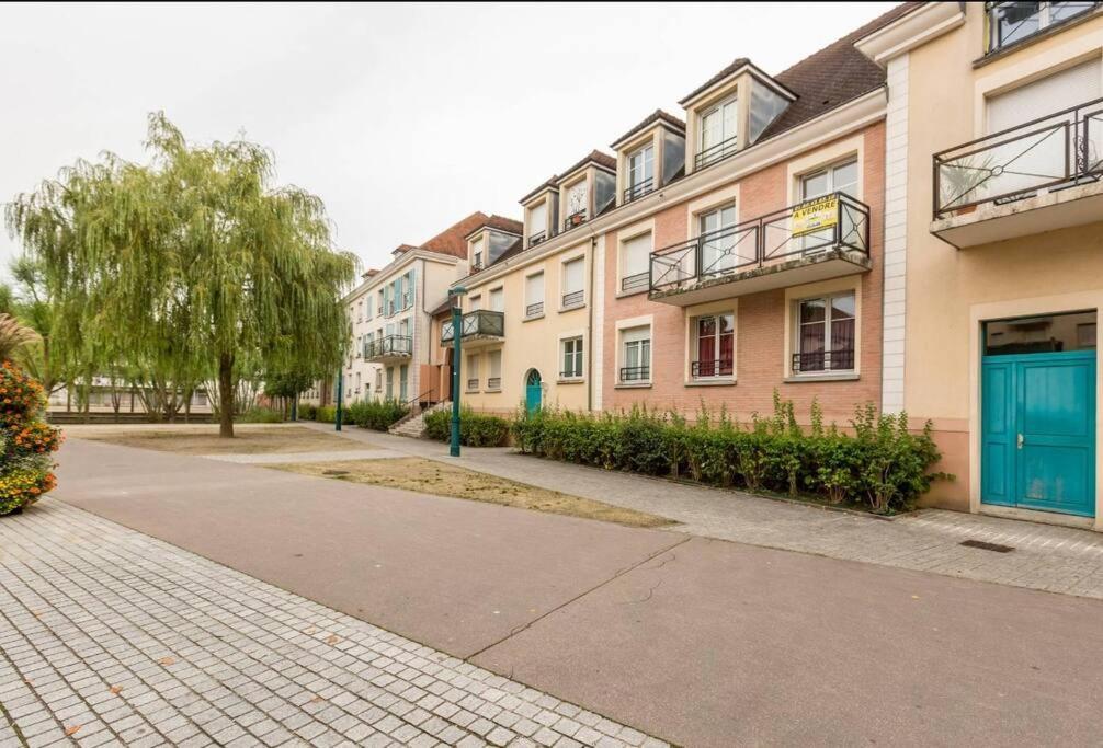 Apartment 3 Bedroomed Serris Val D'Europe Disneyland Paris المظهر الخارجي الصورة